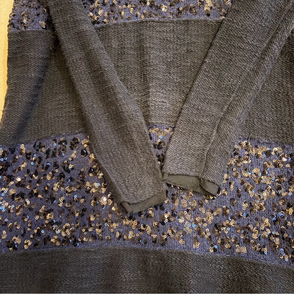 Free People Black and Blue Sweater - Picture 11 of 14